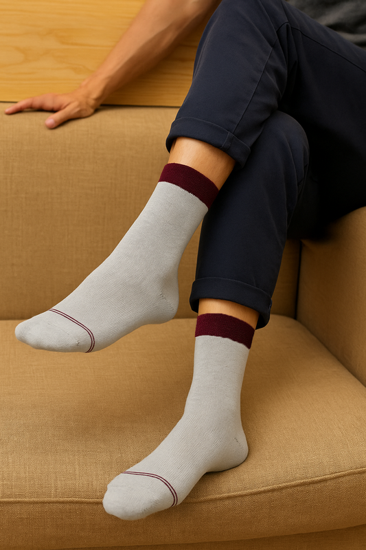 Men's Light Grey Socks With Burgundy Cuff - FTS01