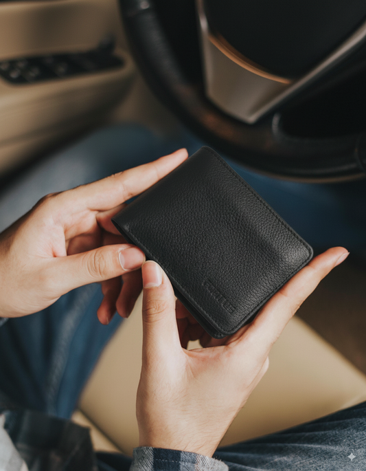 Classic Urban Slim Leather Wallet