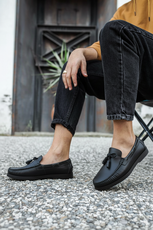 Men's Black Leather Tie-Front Boat Loafers - FT04-0990
